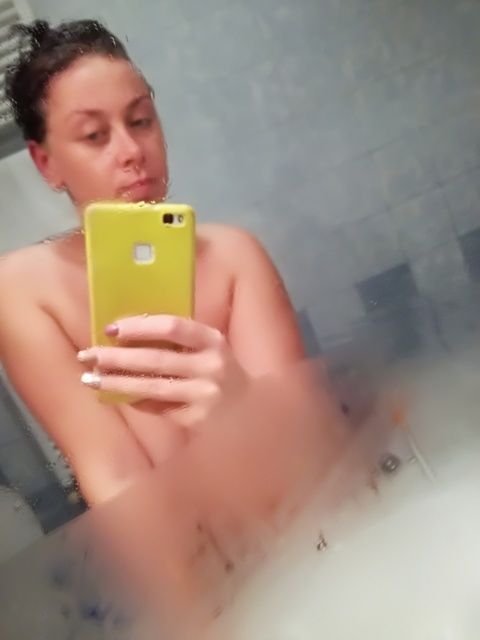 Alexandra.M @alexandrra cover picture