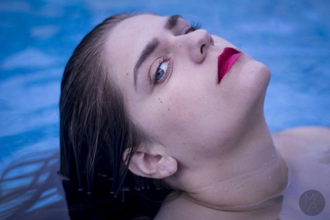 ALEXIS @alexisla cover picture