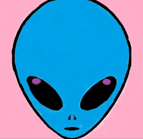 Maddie @alienprincessbabe cover picture