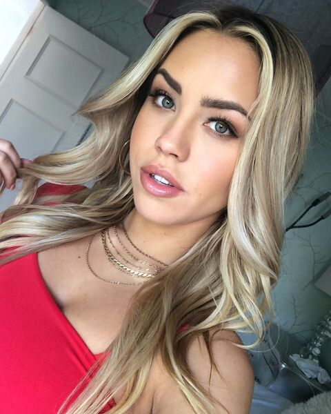 Alina_LopezFree @alinalopez cover picture