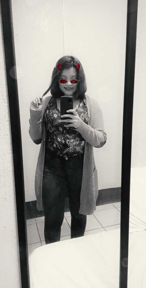 ALISS_Ro @alissrodriguez cover picture