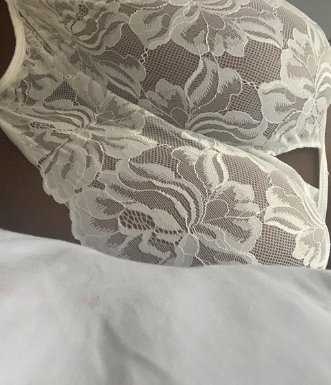 Ree @allaboutree cover picture