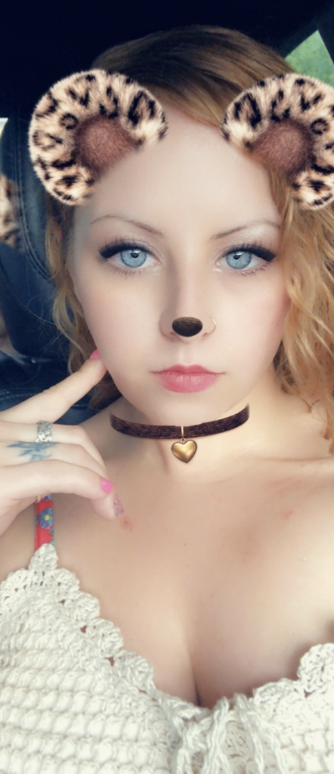 Alora @aloraquinn13 cover picture