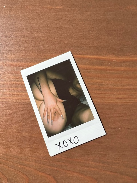 Veronica @amandaveronicaa cover picture