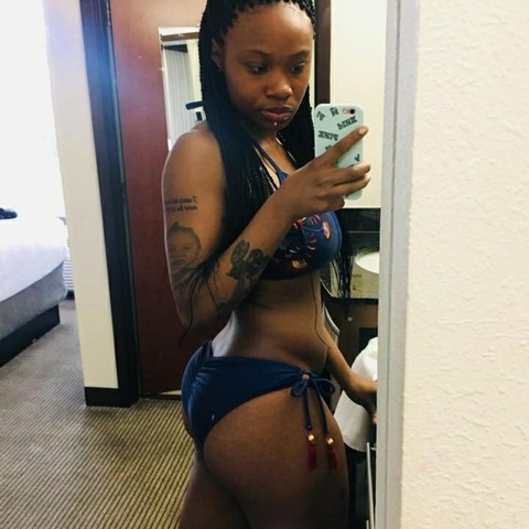 Angel Hayes @angelhayes cover picture