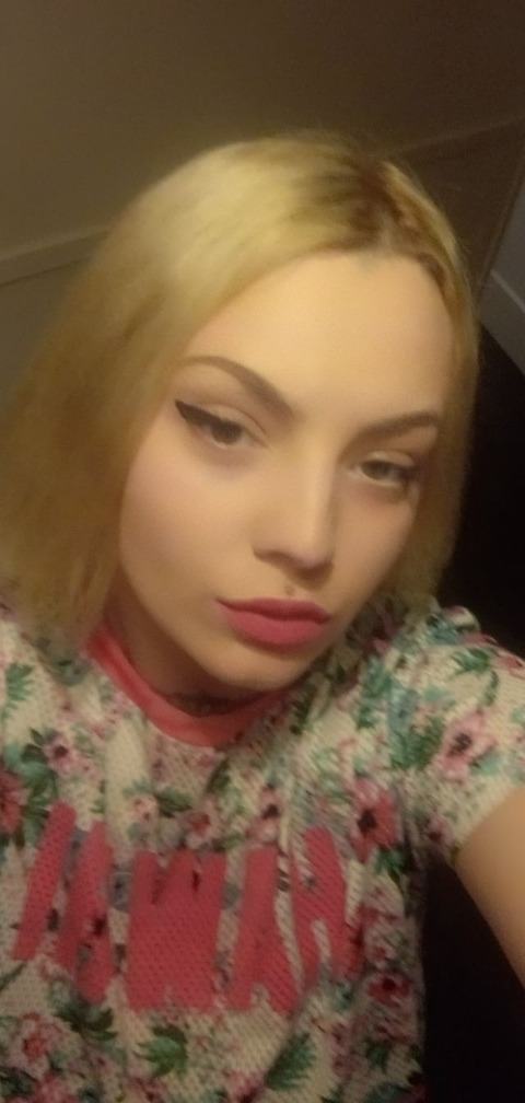 Raluca Țarcă @angelmistress04 cover picture