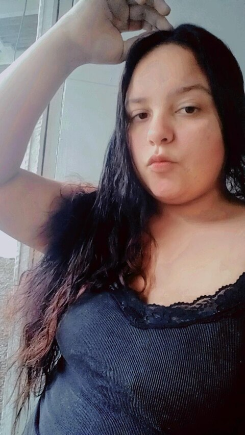 Ana Alice @aninhapimenta cover picture