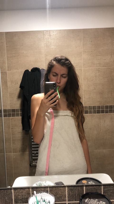 Anna @annabelinka cover picture