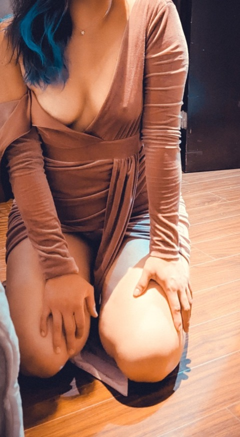 Anne Vega @annvega cover picture