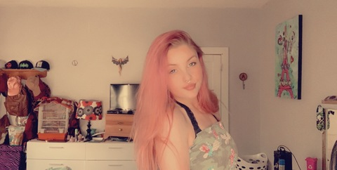 Ashley Rivera @ashliex06 cover picture