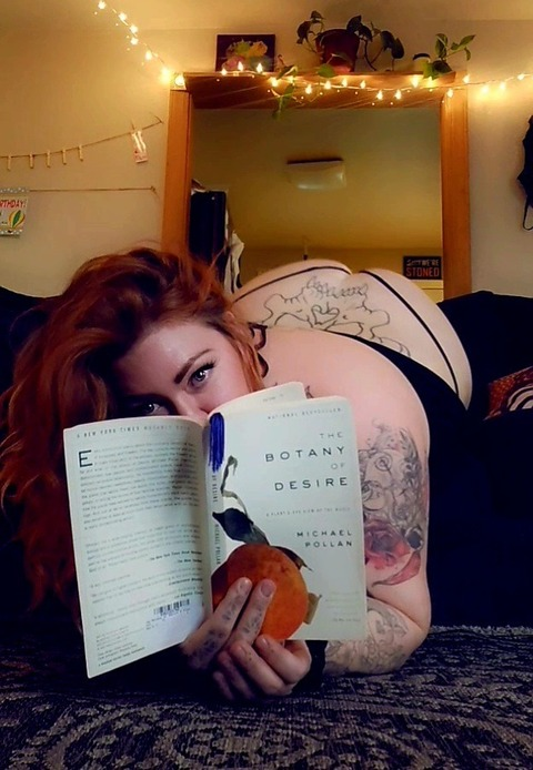 Aurora @aurorabordello cover picture