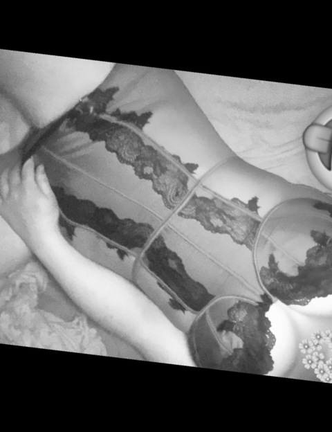 Chelcx @babychelc cover picture