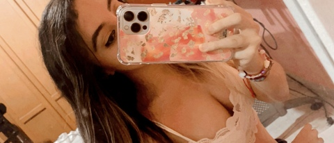 Michelle Clash @babymich cover picture