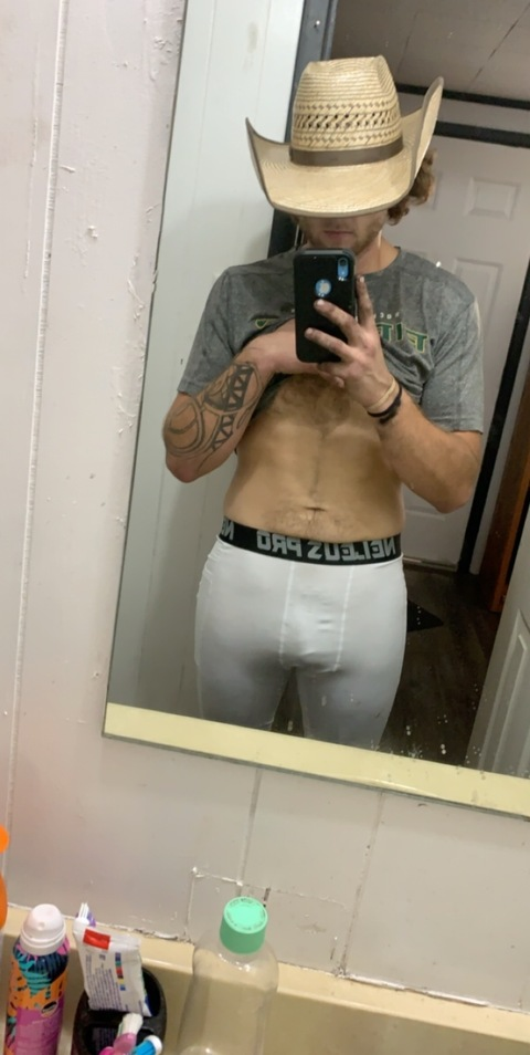 Bailey Puckett @bailey9292 cover picture