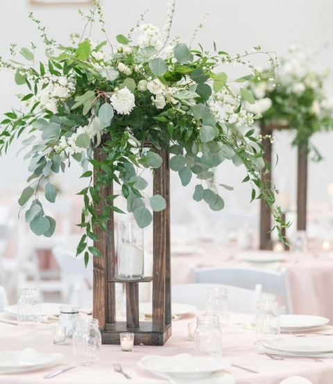 Becca @beccavando cover picture