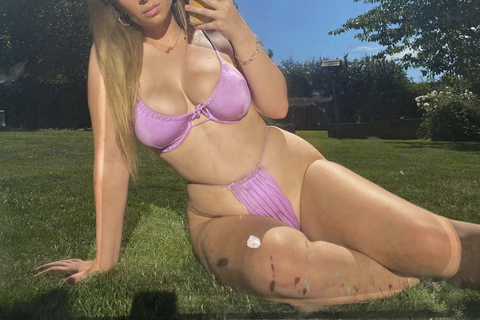 Bella 😈 @bellazara cover picture