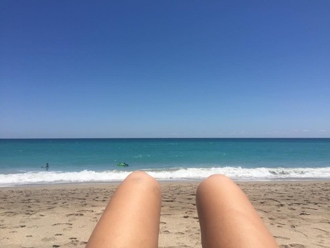 Belle @bellebomb cover picture