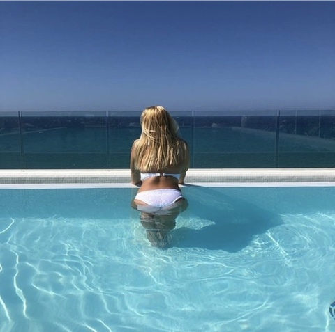 Paulina @benutzer830 cover picture