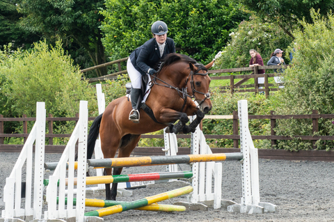 Beth Taylor @beth_taylor cover picture