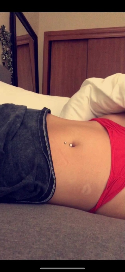 bitch @bitchinbby cover picture