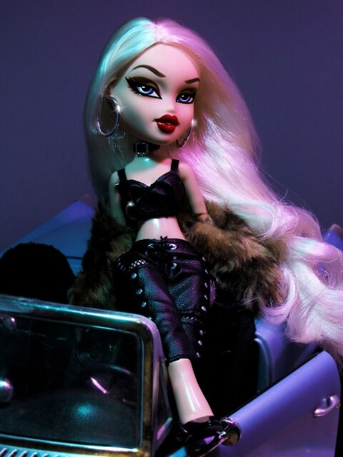 Blonde Barbie @blondehairedbarbie cover picture