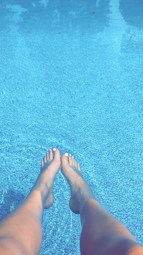 Girl Next Door @blondie.next.door cover picture