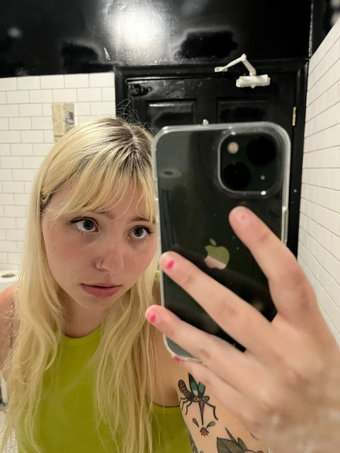 Sunshine @boobsandtats2022 cover picture