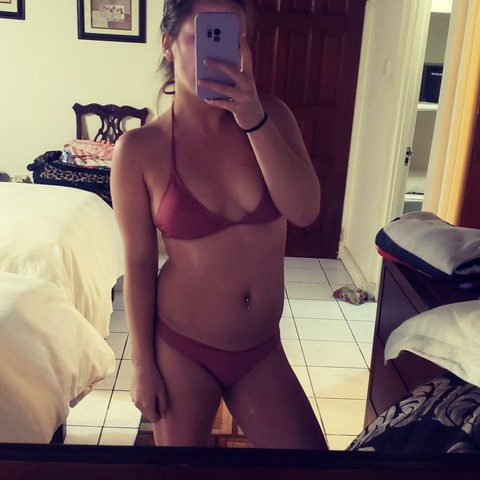 Bree @breex420 cover picture