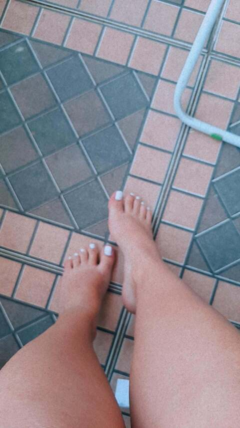 Gabriela Oliveira @briela.x cover picture