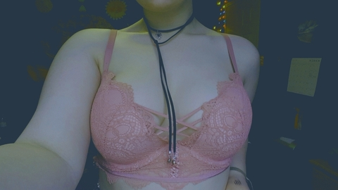 Bri @briscandoff cover picture