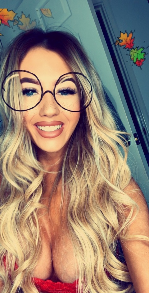 Bethany Rianna @brmxx cover picture