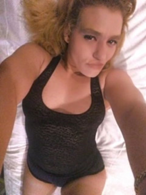 BROOKELYNNE @brookelynne cover picture