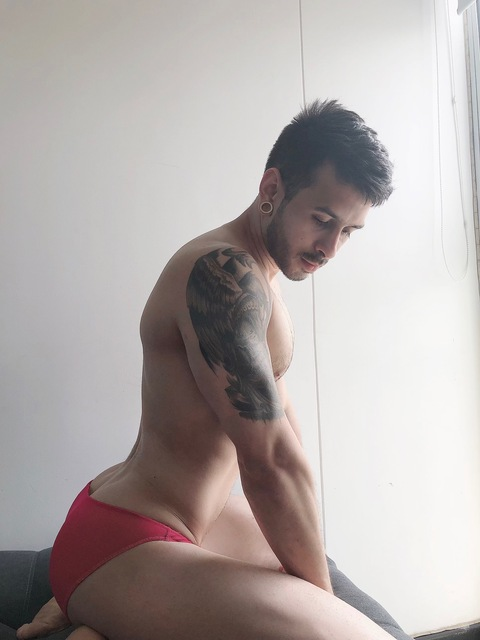 Edd Erik @bubble_edd cover picture