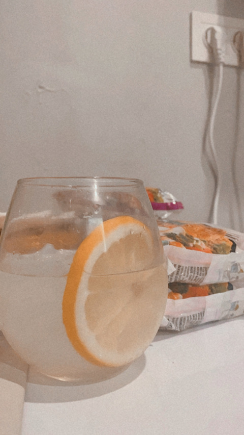 Bucin kamu @bucinkamuu cover picture