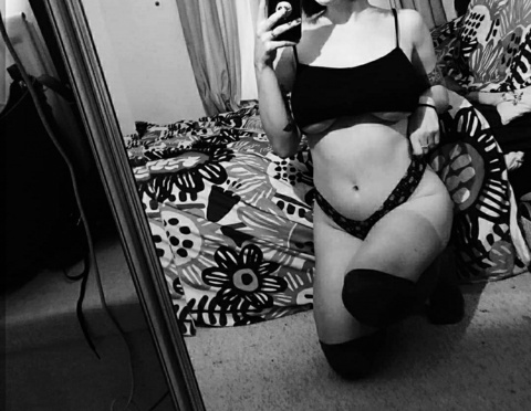 🍒 Tattooed busty bxby 🍒 @bustybxby cover picture