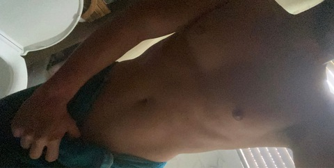 Ez @callmeeazy cover picture