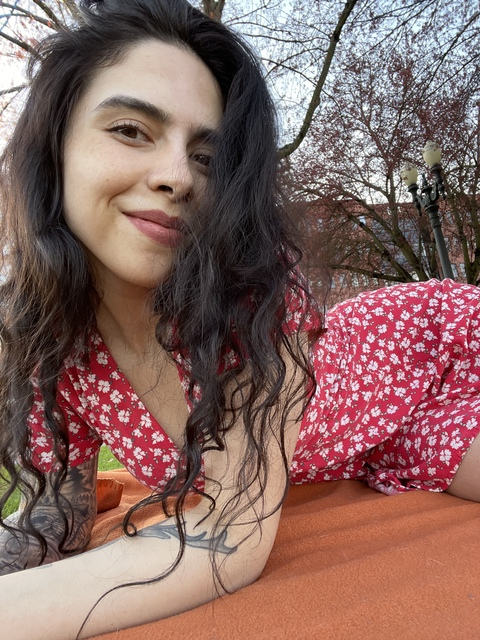 Ganja Goddess @cannacutie333 cover picture