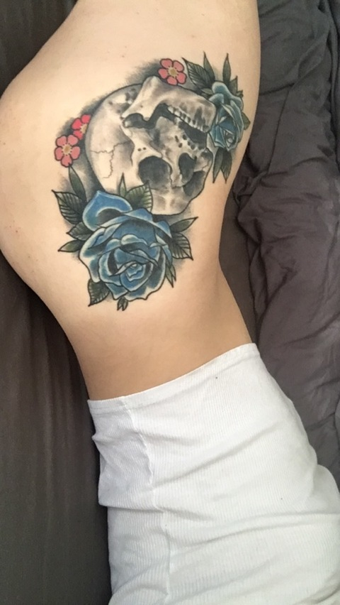 Carys white @caryswhite cover picture