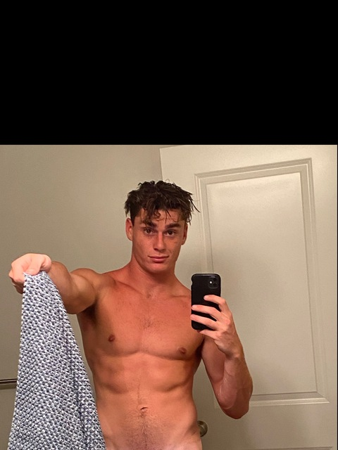 Charlie Green @charl1egreen cover picture