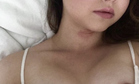 Chloe @chloedixon cover picture