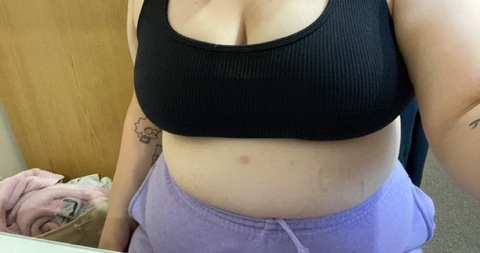 Charlie @chxrxie cover picture