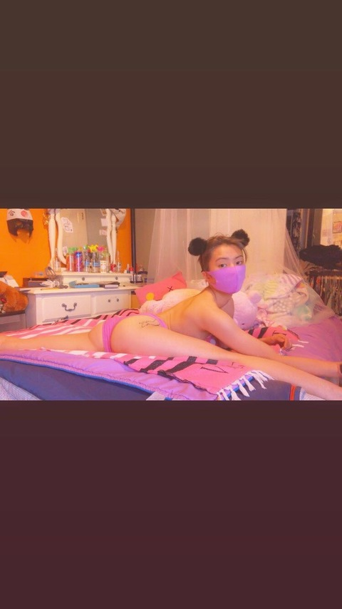 Commie @commiecom cover picture