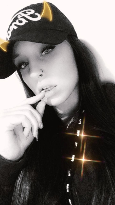 Courtney @courtneybabyyy cover picture