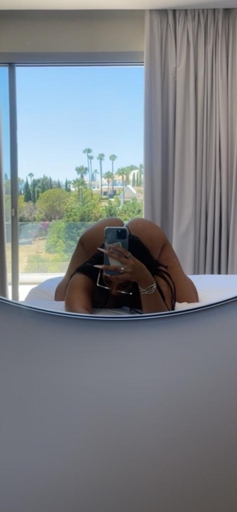 Curvy Doll Jasmine @curvydolljasmine cover picture