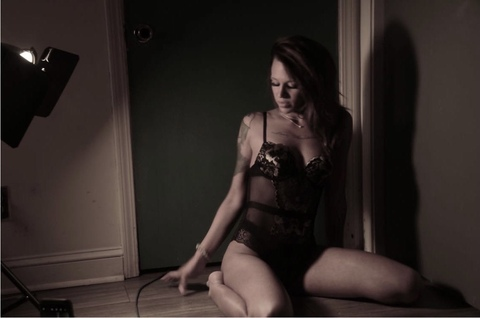 Dani Taylor @dani_taylor cover picture