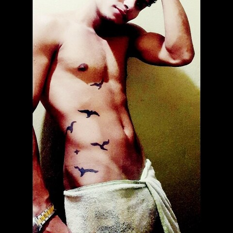 DaniQ @daniq211809 cover picture