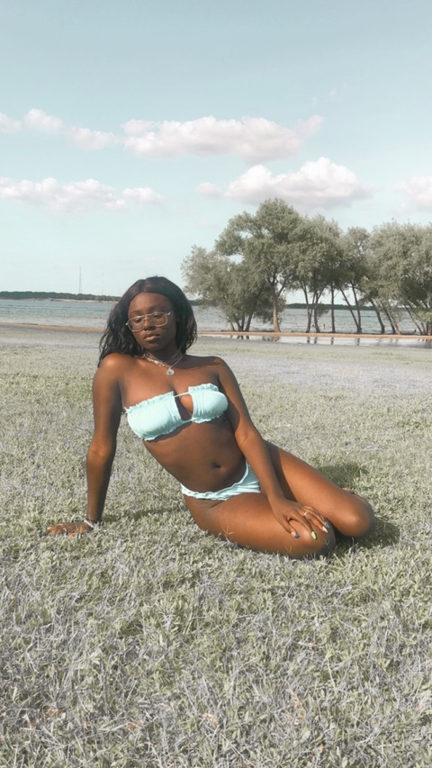 Dene @dcartrr cover picture