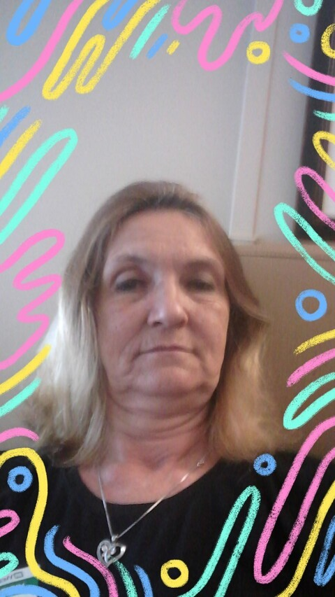 Debbie Hillis @debbiedo cover picture