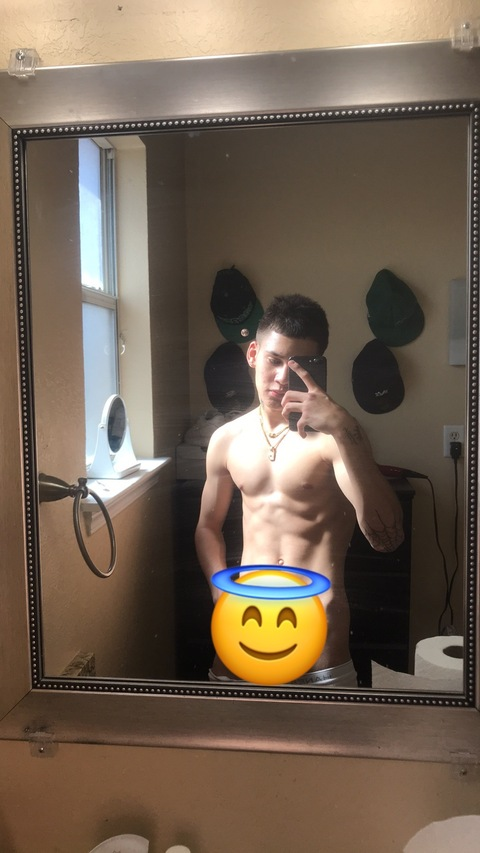 Deion @deiondaddyasf cover picture