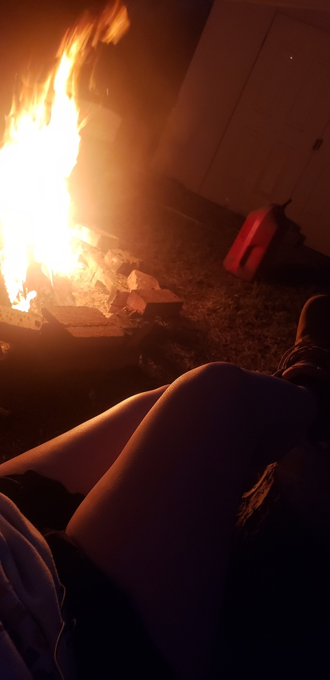 Delaney @delaneyy cover picture